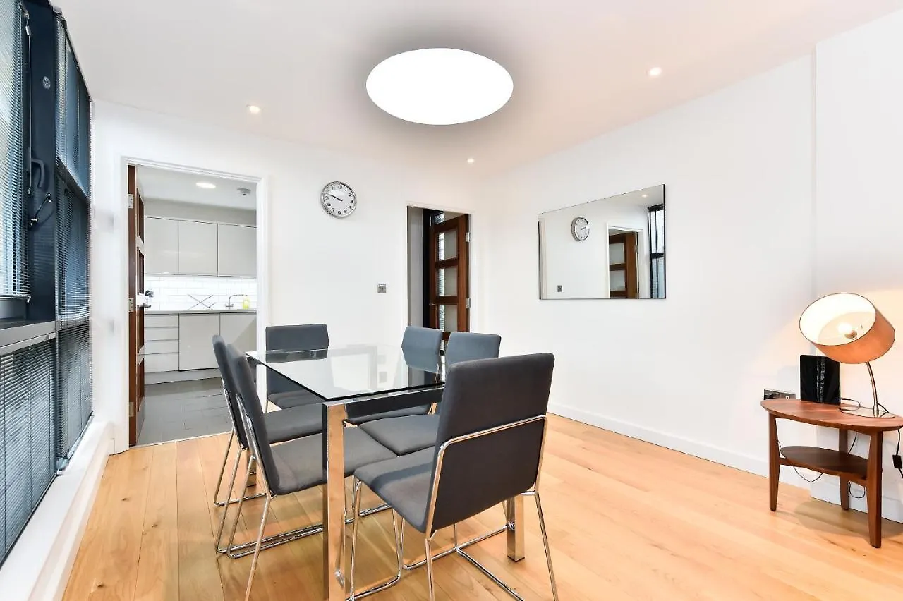 Borough Market Apartments London