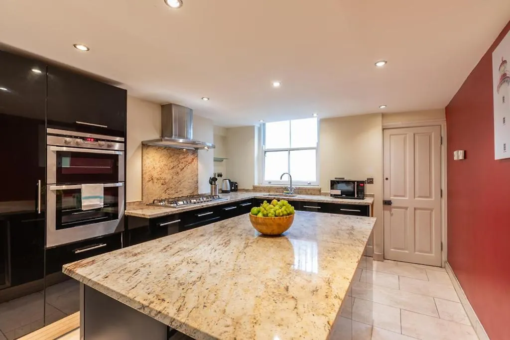 Borough Market Apartments London